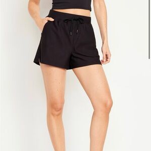 Old Navy Active powersoft shorts size M
